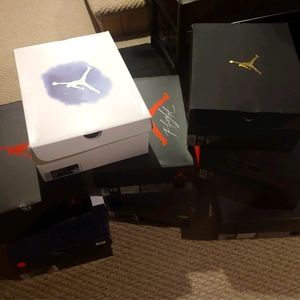 8 Jordan original boxes